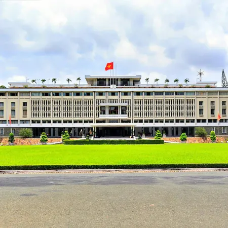 Le Vu Hotel Отели рядом с достопримечательностью «Парк 30/4»
