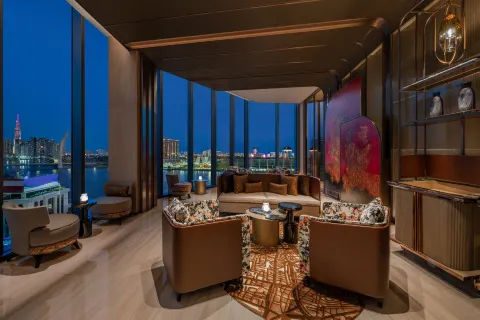 Hilton Saigon