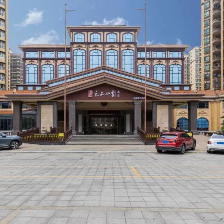 Homeinn Yunshang Siji Hotel (Huizhou Boluo Shiwan Yanjiang Road)