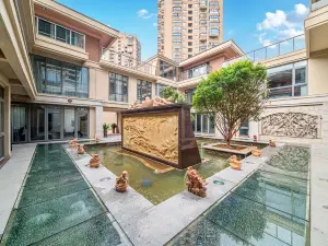 Lux Cabins Brilliant Villa Hotel (Dongshan Jinluwan Seaside Plaza)