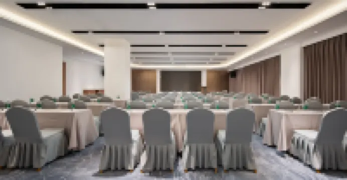 โรงแรมยูเยว่ มีทจอย (สถานีรถไฟความเร็วสูง ว่านหนิง)