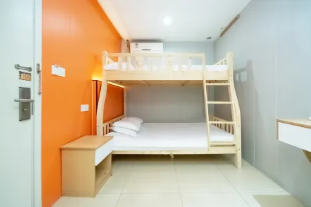 Puhua Hotel