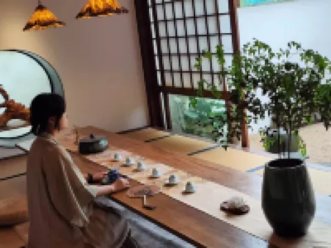 Floral Lux Hotel · fan Dust Home New Song Dynasty Luxury and Hidden Designer Guesthouse