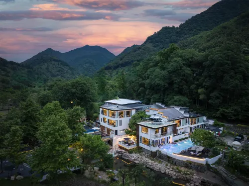 Chuxin Sanshe Dayin Xisheng Hostel - Suối nước nóng