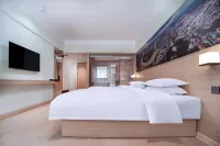 Swallow Return Hotel (Hengji Plaza Food City, Baise Youjiang District)