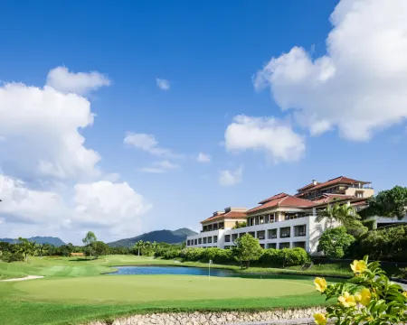 ザ・リッツ・カールトン 沖縄 名護のホテル