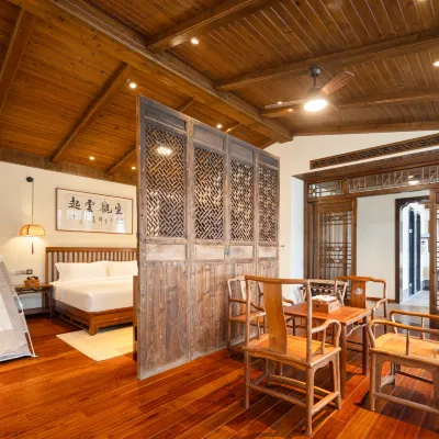 Yuanyuan Huangling She Homestay Hotels near Wuyuan Huangling Scenic Area - Viewing Point