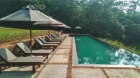 Lunuganga Estate Hotels in Gonagala