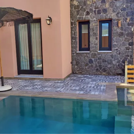 Golden Moments Luxury Stone Villas