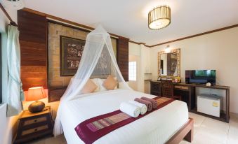 Ao Cho Grandview Hideaway Resort
