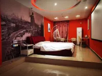 Zaozhuang Youth Theme Hotel Hotel in zona The Railway Guerilla Band TV and Film Studio