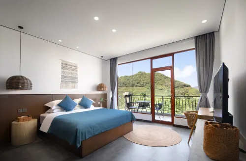 Lingshui Yunyi Hotel