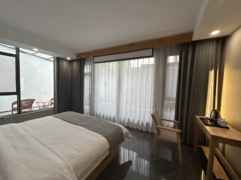 Tianzhu Mountain Taoyuan Lakeside Farmhouse