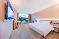 HanTing Hotel (Panzhou Donghu Park)