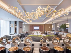 Atour Hotel (Zaozhuang Municipal Government Twin Towers Square Branch)