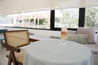 Free time·Multiple 360° White Impression Designer·Light Luxury Hotel di Luanchuan