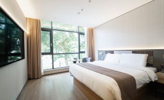 Homeinn Plus Hotel (Jiujiang Railway Station Station Front Square)