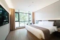 Homeinn Plus Hotel (Jiujiang Railway Station Station Front Square) Hotels in Jiujiang
