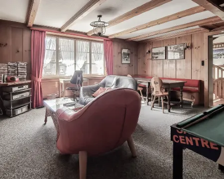 ホテル ロッスリ インターラーケンのホテル