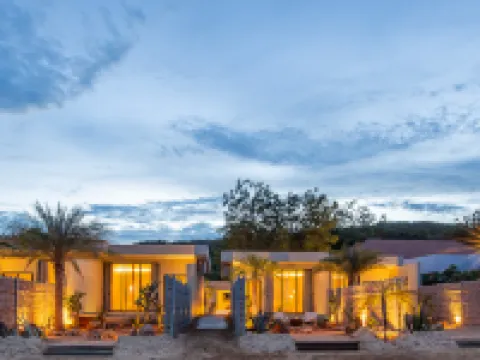 Casablanca Resort Kohlarn Hotéis em Koh Larn