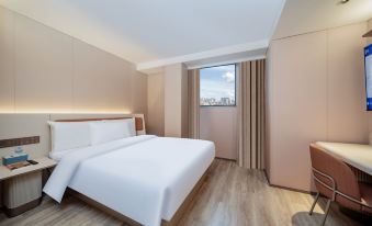 HanTing Hotel (Guangzhou Gangding Subway Station Zhongshan Third Hospital)
