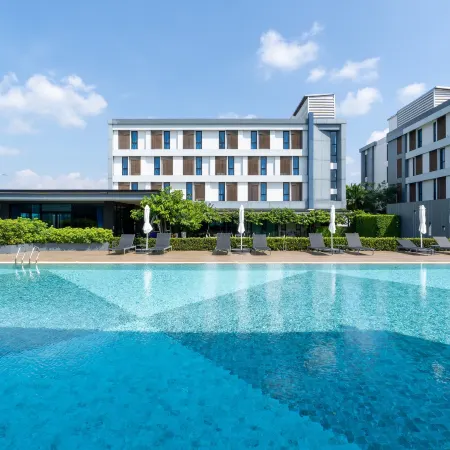 Blue Rabbit Hotel