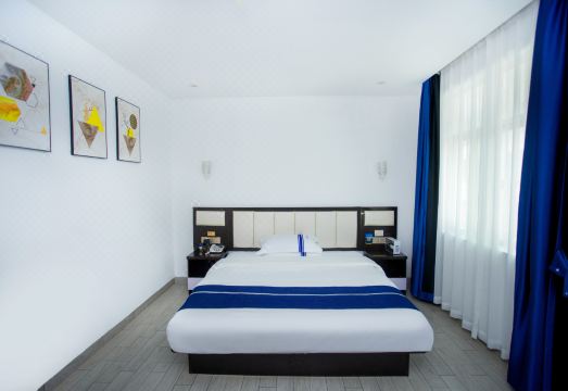 1. 후이저우 싱허 ..