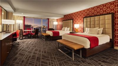 プールビュールーム(クイーンベッド2台)(jubilee) バリーズ ラスベガス ホテル&カジノの写真