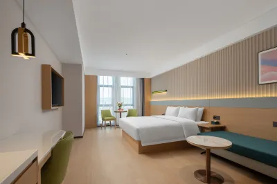 IU  Hotel (Chongqing Longxing University of Science and Technology Liangjiang Campus Store) Hotels in Chongqing