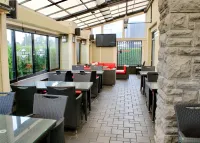 溫哥華機場里士滿假日飯店