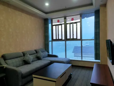 Fengjie Haizhi Peak Hotel Отели рядом с достопримечательностью «Qutang Gorge»