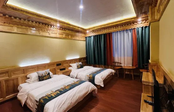 壤塘嘎拉巴民宿酒店