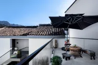 Floral Hotel · Jiuhua Mountain Outside the Sky Hotel