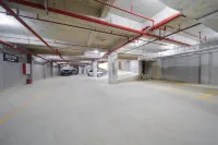 Yeste International Hotel (Wanning High speed Railway Station Branch) - parkir