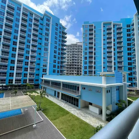 Thompson Suites Okada (Bayshore 2 Residence) Отели рядом с достопримечательностью «Gabriel "Flash" Elorde Museum»