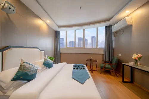 Yuezhu Business Hotel (Bengbu Wanda Plaza) - 2-Star
