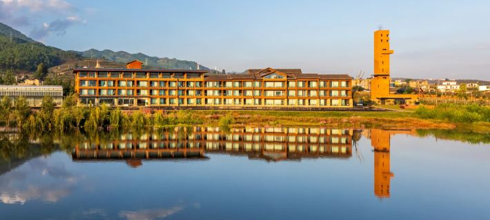 Yanyuan Berlin Lake Apple Farm Hotels in Yanyuan