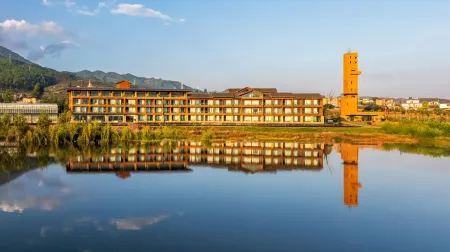 Yanyuan Berlin Lake Apple Farm