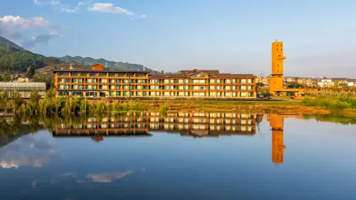 Yanyuan Berlin Lake Apple Farm Hotels in Yanyuan