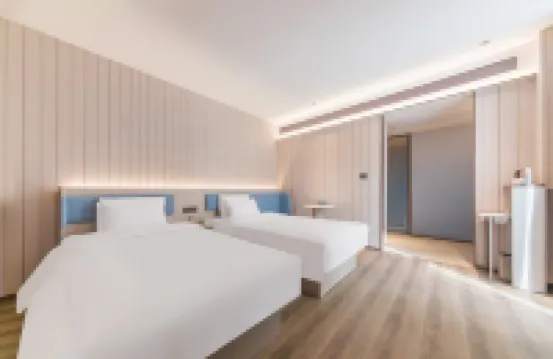 漢庭酒店（海口騎樓老街和平北路店） 鄰近海甸河的酒店