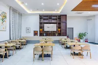 Rushan Shengli Street Municipal Government Manting Light Hotel