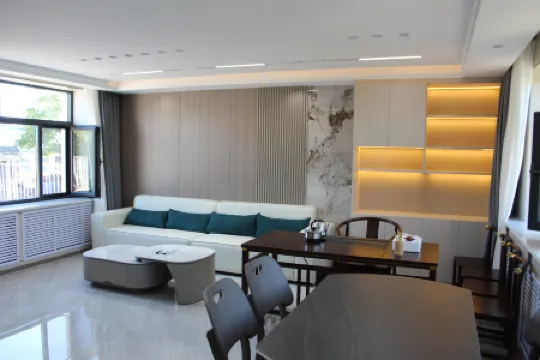 Riverside Boat Song Hotel Homestay