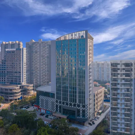 Lavande Hotel (Beihai Yintan Avenue Qiaogang Beach)