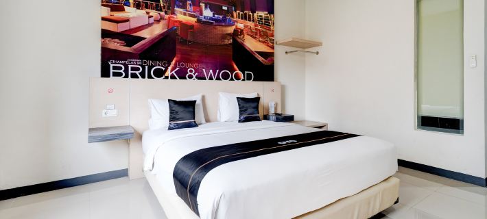 Townhouse Oak Cihampelas Near Ciwalk Formerly Promenade Hotel Hotels in Coblong