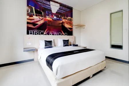 Promenade Hotel Bandung Отели рядом с достопримечательностью «Bandung Zoo»