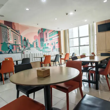 City Comfort Inn Hotel (Xinji Municipal Government)
