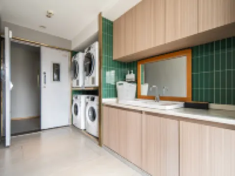 Chupin Hotel (Taikouli Branch, Chunxi Road, Chengdu) Hotel di Chengdu