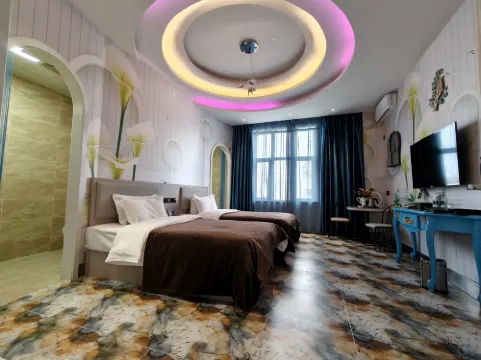 Karamay Waterwood Flower Theme Hotel