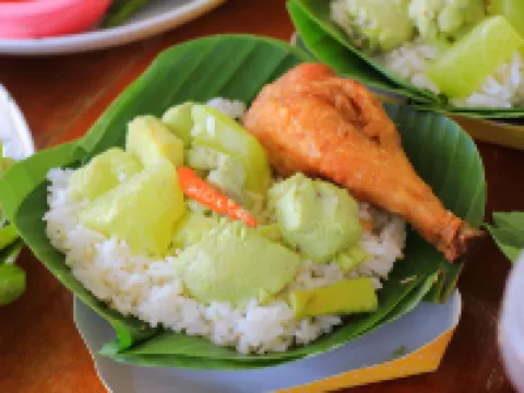 ลูเซียโน่ โฮมสเตย์ โรงแรมในอำเภอ เทพา