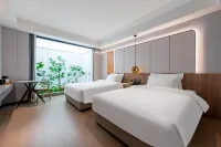Wotels · Selected Hotel (Xi'an Giant Wild Goose Pagoda Xiaozhai Subway Station Store) Hotels in Xiaozhai/Shaanxi History Museum